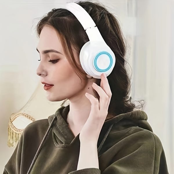 B39 Wireless Luminous Earphone Headwear, Foldable & Retractable, 3.5mm Jack, Condenser Mic, Push Button Volume Control, Non-Waterproof, for Cellphones, USB Type-C Charging, 150mAh Rechargeable Battery, 2.5W-14W, Anime Theme, for Exercise - No Charger Included