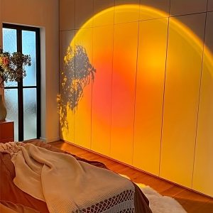 1pc Sunset Projection Lamp, USB Powered LED Light for Room Decoration, Photography, Party, Home, Wedding, Halloween, Christmas - No Battery Required, ≤36V