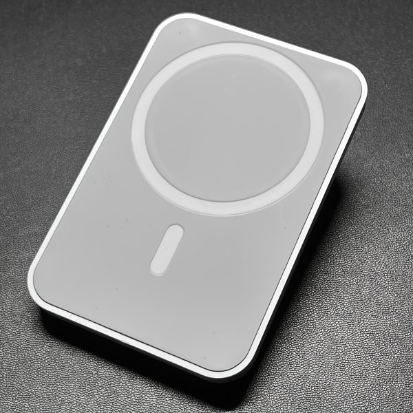 15W High-Speed Magnetic Wireless Car Charging Holder - Fast Charging, Easy Installation, Adjustable Phone Holder, Non-Battery, USB Type-C Connector, Convenient, Beautiful, Simple, The Best Choice for Travel And Gift Giving
